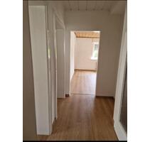 2 Zimmer Erdgeschoss Wohnung zu vermieten - Hausen