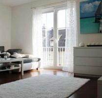 Helle 3-Zimmerwohnung ab 15.09. mit zwei Balkonen - Stuttgart Bad Cannstatt