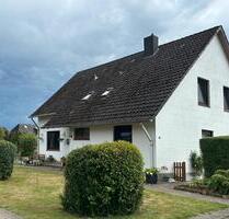 Helle und großzügige 4-Zimmer-Wohnung mit Garten - Salzhausen