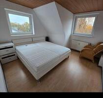 Kleine Dachwohnung in AhnatalHeckershausen
