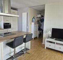 Haus im Haus: 5-Zimmer-Maisonette mit Wintergarten & Terasse - Hannover Bothfeld-Vahrenheide