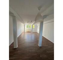 Helle 2-Zimmer-Wohnung in Köln-Zollstock, Nähe Südstadt & Parks