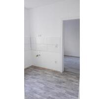 Helle 2-Zimmer-Wohnung mit Küche & Bad im EG – Ruhige Lage, ideal - Krefeld