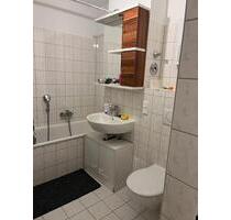 Vermiete Ein Zimmer für 1 Monate( 1 Juni-30 Juni ) - Frankfurt am Main Bockenheim