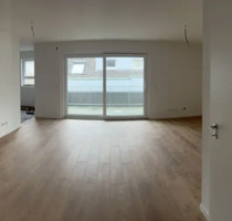 neuwertige 2 Zimmer Wohnung mit 2 Stellplätzen und großem Balkon - Vaihingen an der Enz
