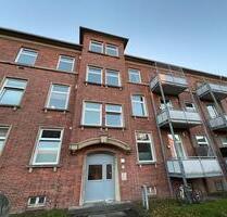 Moderner Grundriss mit geräumiger Wohnküche, Balkon und modernen Duschbad - Lübeck Sankt Lorenz Nord