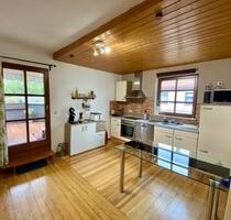 Helle 3-ZKB-Wohnung mit großer Dachterrasse - Schönenberg-Kübelberg