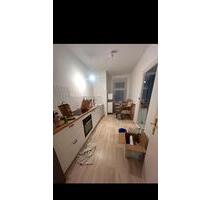 Helle 2-Zimmer Wohnung in Spandau mit EBK und Möbeln - Berlin