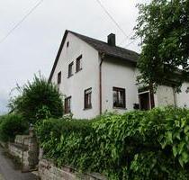 Einfamilienhaus mit angrenzendem Bauland und Nutzfläche in Zemmer - Großlittgen