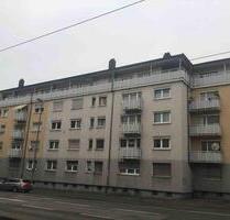 Schöner wohnen und sparen: Wärmedämmung und frisches Treppenhaus! - Frankfurt am Main