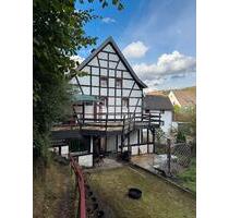 Oberhausen Fachwerk-Reihenendhaus im Grünen, Weitblick, Balkon - Schleiden