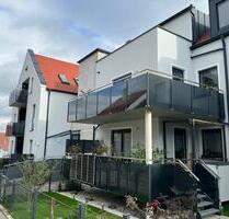 helle 3-Zimmer-Wohnung mit zwei Balkonen in Hohenkammer