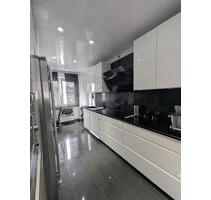 PROVISIONSFREI Möblierte 3-ZKB mit zwei Balkonen & Stellplatz - Ludwigshafen am Rhein Parkinsel