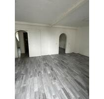Wohnung zu Mieten - 650,00 EUR Kaltmiete, ca.  85,00 m² in Völklingen (PLZ: 66333)