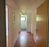 Souterrainwohnung - 360,00 EUR Kaltmiete, in Sehnde (PLZ: 31319)