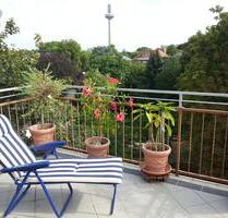 Nähe Bockenheimer Warte in Stilaltbau 4. OG ohne Aufzug - Frankfurt am Main