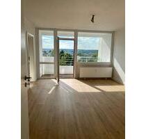 Moderne 4,5-Zimmer-Wohnung mit Balkon in Bonn-Duisdorf