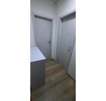 Raum mit Balkon nähe OTH - 450,00 EUR Kaltmiete, in Weiden in der Oberpfalz (PLZ: 92637)