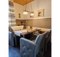 Haus mit kleinem Garten, liebevoll möbiliert, sehr gepflegt - Furth im Wald