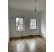 Großzügige, sanierte, helle 2-Zimmer-Whg zu vermieten! - Dortmund Huckarde