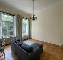 2 Zimmer Altbauwohnung - Mitten in Aachen