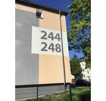 Modernisierte 2-Zimmer-Wohnung mit Balkon ins Grüne! - Essen Stadtbezirk VII