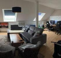 Schöne Dachgeschosswohnung in der Altstadt - Schwalbach am Taunus