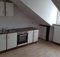 Ruhige Dachgeschoßwohnung zentrumsnah - Dessau-Roßlau