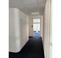 Büroflächen Stadtmitte Stuttgart ab 200 m² bis 2000 m² - Pliezhausen