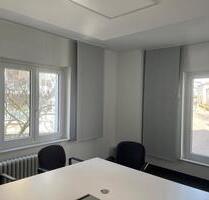 Büro Praxis zu vermieten - 3.600,00 EUR Kaltmiete, ca.  200,00 m² in Friedrichshafen (PLZ: 88045)
