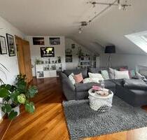 Traumwohnung mit EBK, Balkon und Parkett in Bad Kissingen-Hausen
