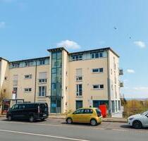 Frisch renovierte 3-Z-Whg Balkon Neue Küche & Bad Ausblick Garage - Zwickau Zwickau-West