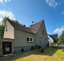 Einfamilienhaus mit 2 Garagen, Scheune, Kleintierhaltung mgl. - Zehdenick