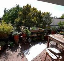 Offen gestaltete helle 2,5-Zimmer Wohnung im Regensburger Westen