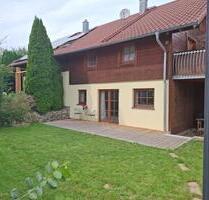 Erdgeschosswohnung mit Garten & Terrasse in Holzhaus - Wurmsham