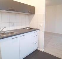 Ab 01.10.2025***Frisch renovierte 1-Zimmer-Wohnung mit Single-Küche und Wannenbad! - Leipzig West