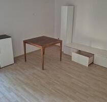 Zimmer frei - 600,00 EUR Kaltmiete, ca.  20,00 m² in Ottobrunn (PLZ: 85521)