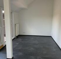 Moderne 2-Zimmer-DG-Wohnung mit Dachterrasse - Hannover Linden-Limmer