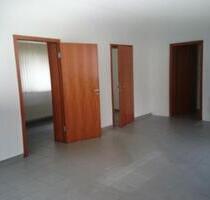 Ladenlokal-Büro-Gewerberäume in Nk-Hangard - Neunkirchen Heinitz