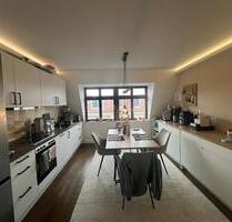 Anfragestopp! Attraktive 3 Zimmer Wohnung mit Balkon und EBK - Leipzig Altwest