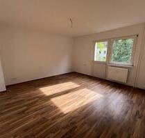 Schöne 2-Zimmer-Wohnung mit Tageslichtbad! - Duisburg Duisburg-Mitte