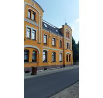 2-Zi-Whg mit EBK - 440,00 EUR Kaltmiete, ca.  74,00 m² in Weißwasser (Oberlausitz) (PLZ: 02943)