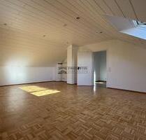 2-Zimmer Dachgeschosswohnung mit Terrasse und Garage - Herdecke