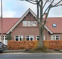 Einfamilienhaus mit Werkstatt im Ortszentrum von Hahn-Lehmden - Rastede