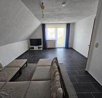Helle, gut geschnittene 2-Zimmer-DG-Wohnung mit Balkon, EBK in PE - Peine Peine Kernstadt