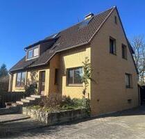 Großzügiges Ein- oder Zweifamilienhaus - Wedemark
