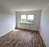 Über den Dächern der Stadt - 3-Zimmer-Wohnung mit verglasten Balkon - Neubrandenburg Datzeberg