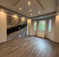 ERSTBEZUG RENOVIERUNG 2,5-Zimmer-Wohnung mit 60 m² Bochum KÜCHE