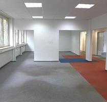 ***HELLE BÜROETAGE MIT GUTER AUTOBAHN-ANBINDUNG! (8826)*** - Wuppertal Elberfeld