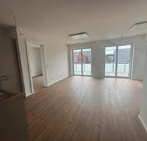 Helle, offene Neubauwohnung mit Balkon, OT Garbsen Horst